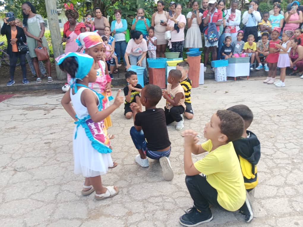 Hoy celebramos el aniversario 65  de estas emblemáticas instituciones creadas un día como hoy pero en 1961 impulsado por los ideales de la Heroína de la Sierra Maestra Vilma Espín
