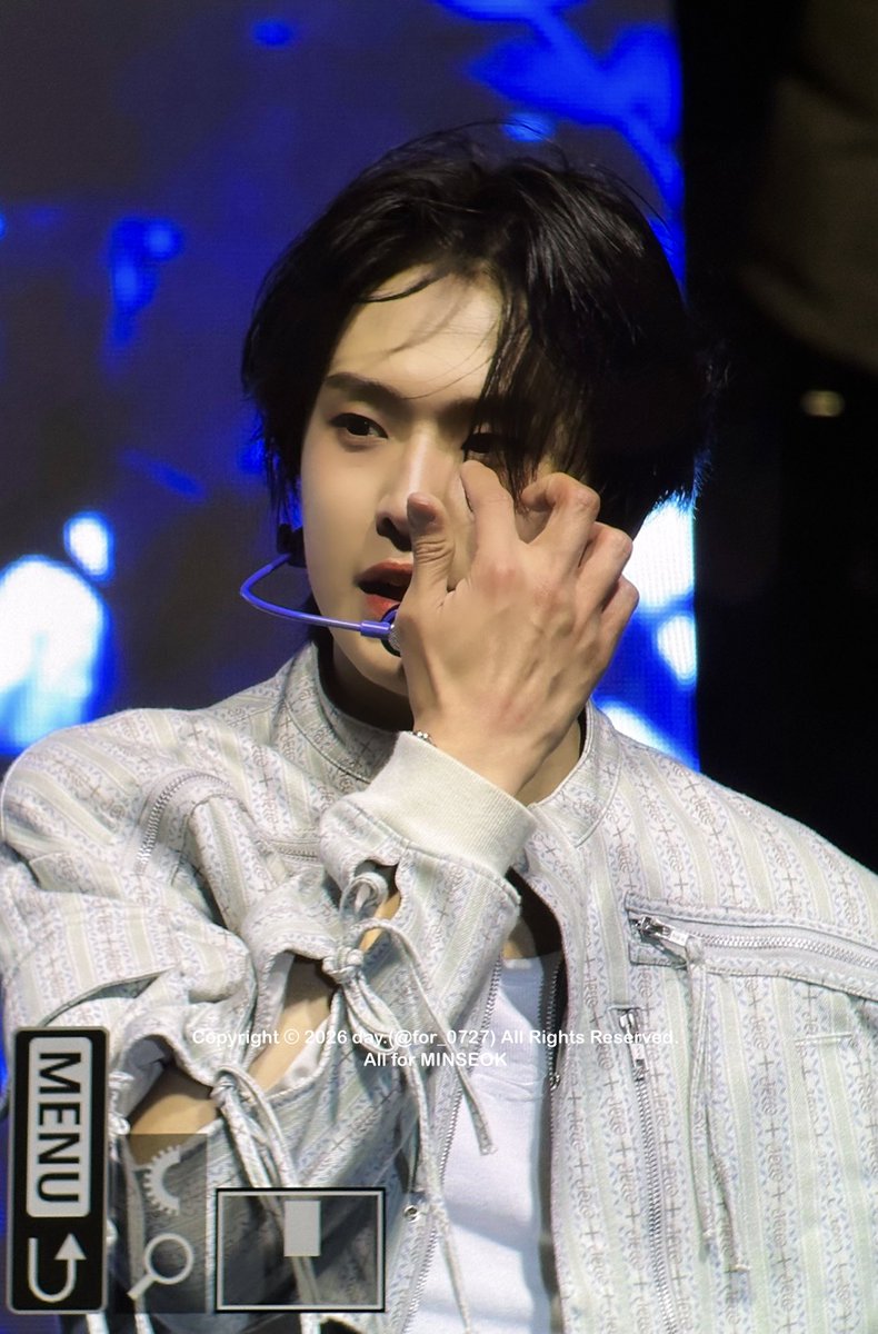 𝐝𝐚𝐲 tweet media