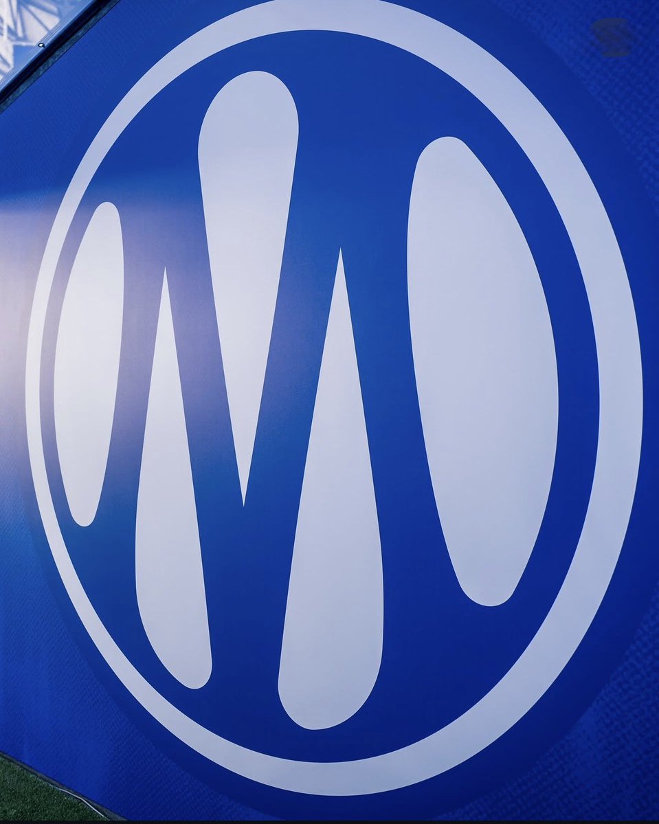 AnthonyAubes's tweet image. Un Vélodrome avec un petit truc en plus.

#TeamOM #OM