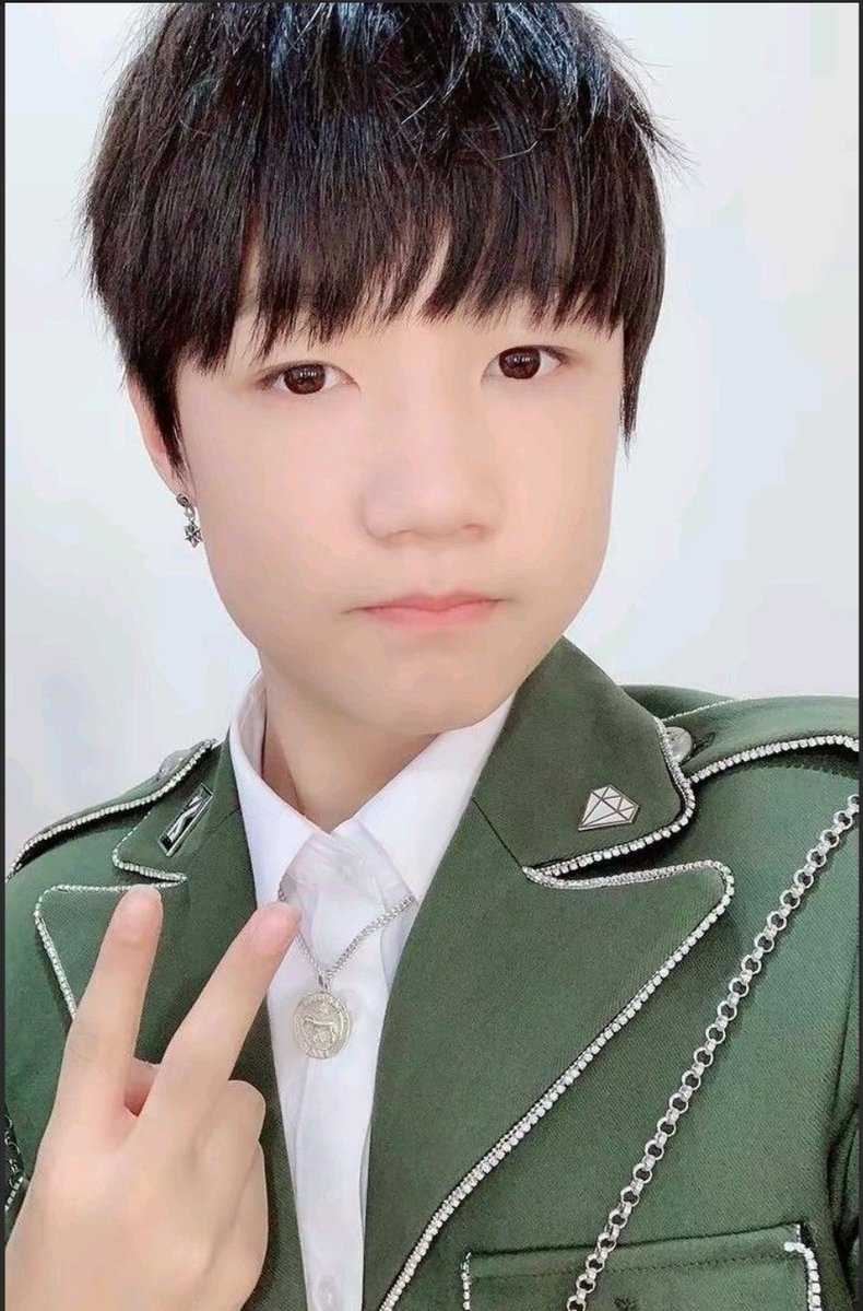 ‧₊˚꒰🧸꒱‧ riri ‧₊ ᵎᵎ 𝗂𝗌 𝖴𝖭𝖨𝖰𝖴𝖤 !! tweet media