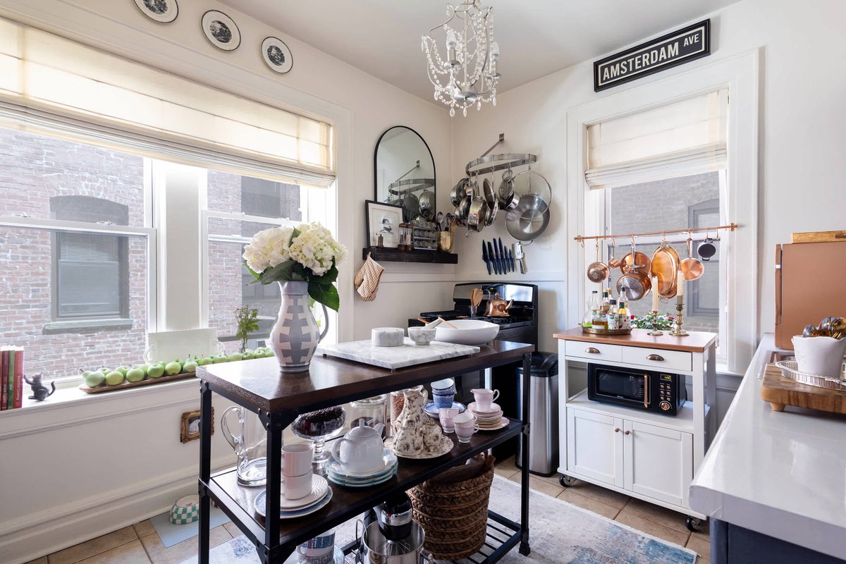 DustinMPeyser's tweet image. You’re Ignoring This Hidden Kitchen Spot — It Could Double Your Storage dlvr.it/TRz71z 👉 Reveal Your ROI bit.ly/MyHomeAI 👈 #KitchenStorage #HomeImprovement #InteriorDesign #CookingHacks #Organization