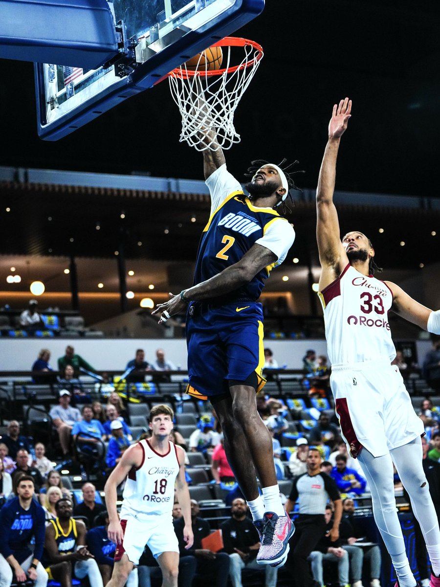 noblesvilleboom's tweet photo. the return of Jordan Bell 😤 https://t.co/15mNGWsPEE