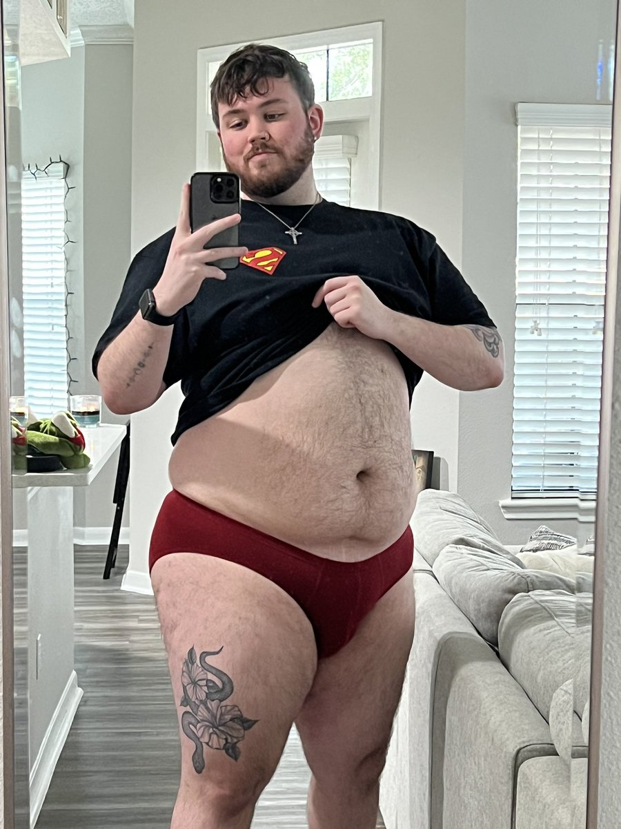 RealConservBear's tweet image. I’m having a tough day and kinda sad today… 

But I suppose I can’t let that get in the way of celebrating #FatBoyFriday - so here are some pretty thicc bois for you to admire jn their gorgeous, delicious, chubby beauty! Happy #FBF everybody
