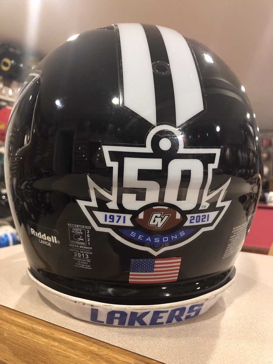 JerryQuickel's tweet photo. Helmet of the day #73! Grand Valley State Lakers! @gvsufootball plays @D2Football out of the @GLIACsports in Allendale Michigan! @CoachWooster leads the way for the 4 time D2 Champions, one of the best environments in all of D2! @d2fbspotlight @CFBHome https://t.co/Oj8hqLhhlx