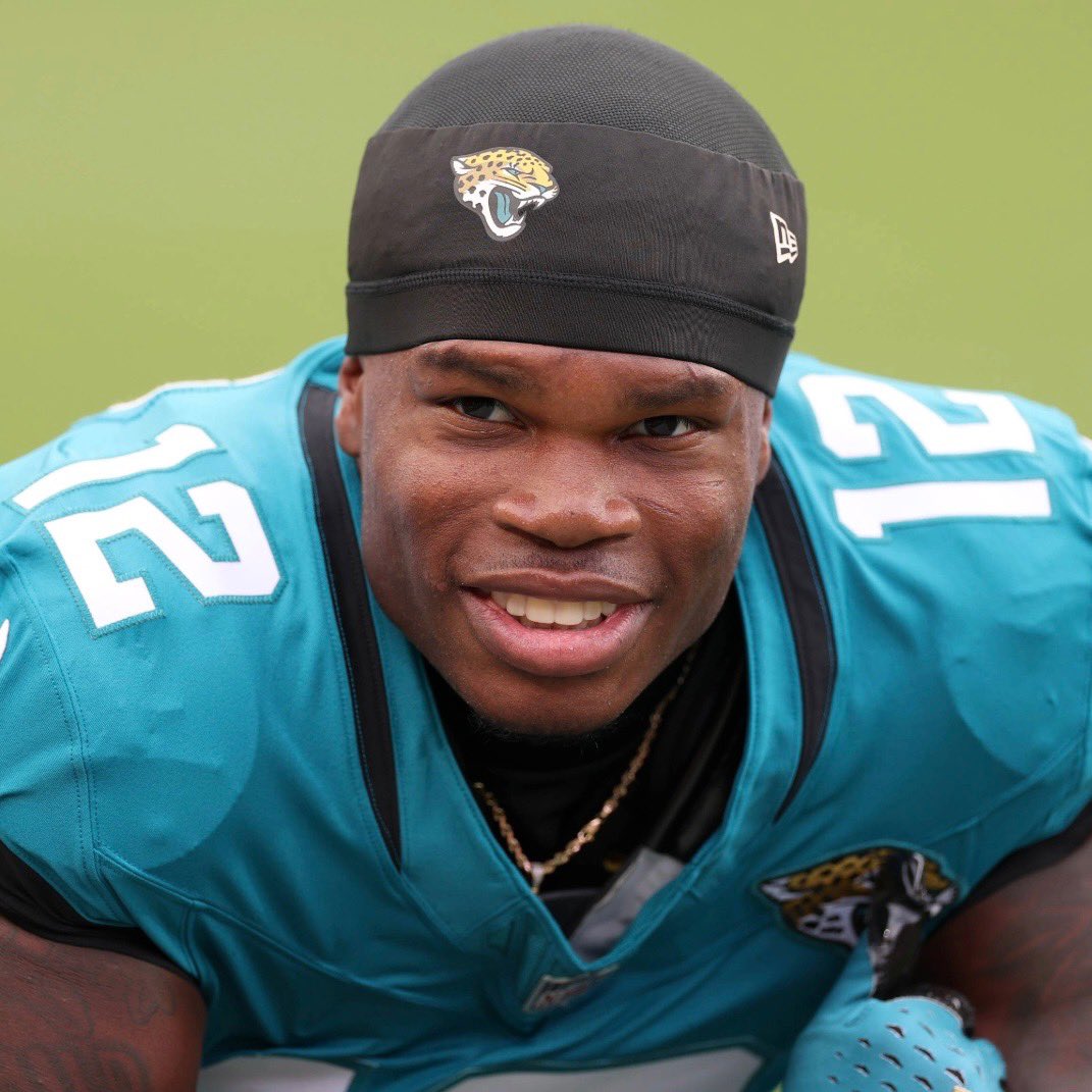 TheNFLDrop's tweet image. Travis Hunter speaks out on his decision to switch from WR to a full-time CB role:

“I’m sorry to everyone who drafted me in fantasy.”