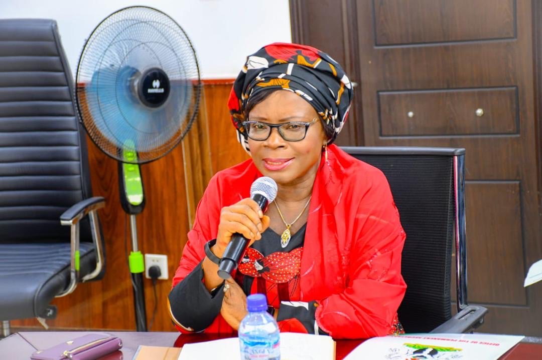 Waterresources9's tweet photo. Engr. Adeyinka Ade Adenopo, presented concise briefs on their departments' programmes and activities relevant to the WASH sector.
They highlighted priority areas requiring collaboration and support from UNICEF
during their presentations. https://t.co/xxcTjC5OuP