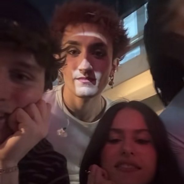 foliedudoute's tweet image. #VOTD