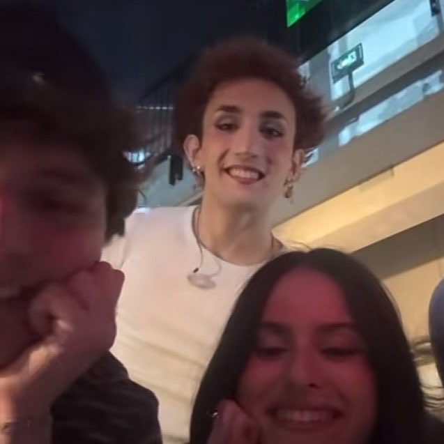 foliedudoute's tweet image. #VOTD