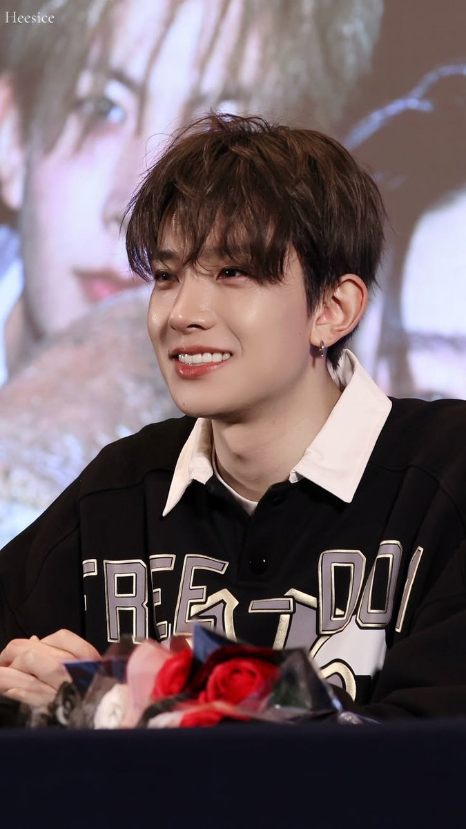 𝓢un ♡ 𝙀𝙉𝙃𝙔𝙋𝙀𝙉 𝙄𝙎 𝙎𝙀𝙑𝙀𝙉 tweet media