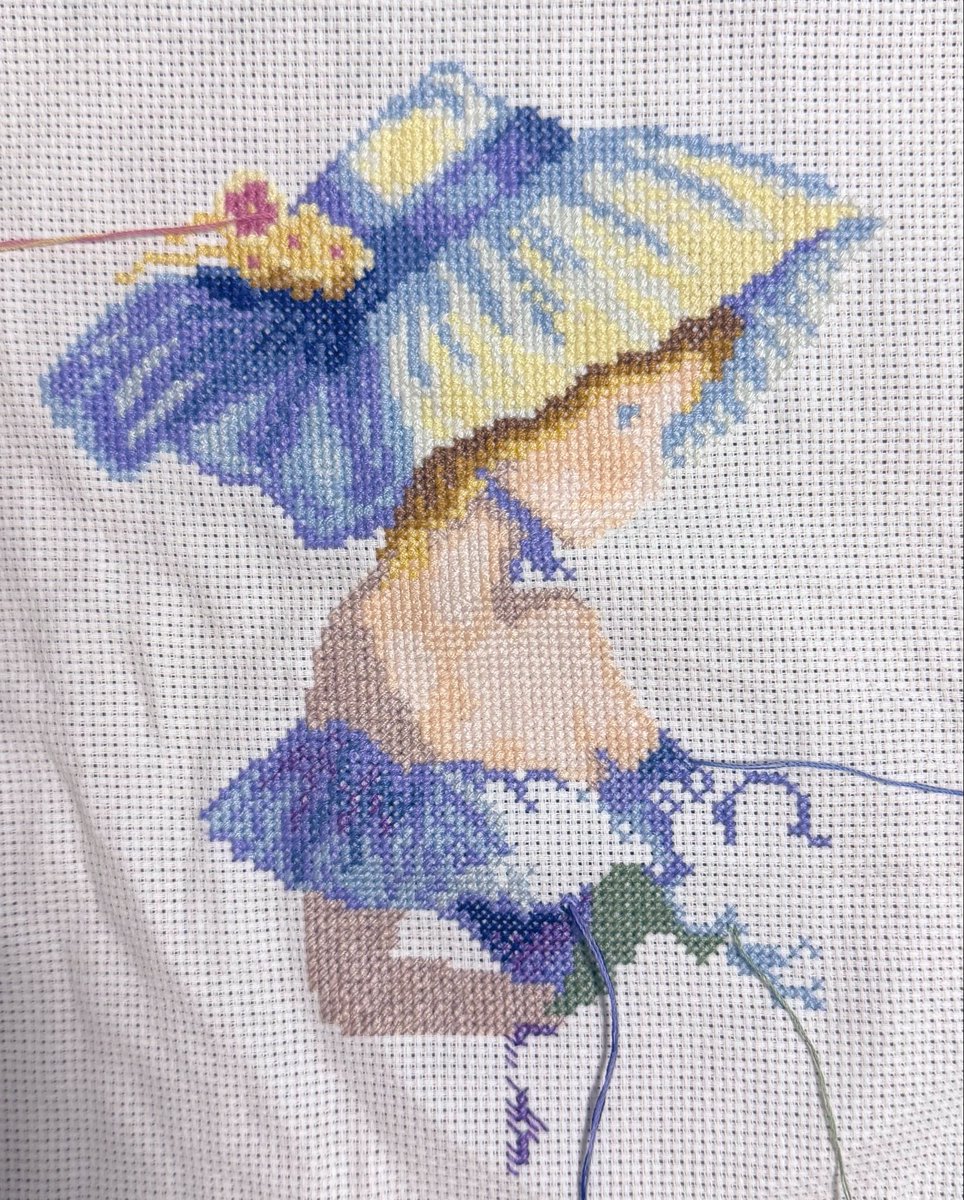 stitch_lemon's tweet photo. ようやく週末
1週間おつかれさまでした

Charivna/Lady
#クロスステッチ
#刺繍 https://t.co/UfiEMtMCeI