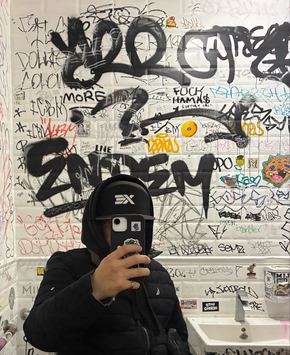 McFly🔌⚡️ tweet media