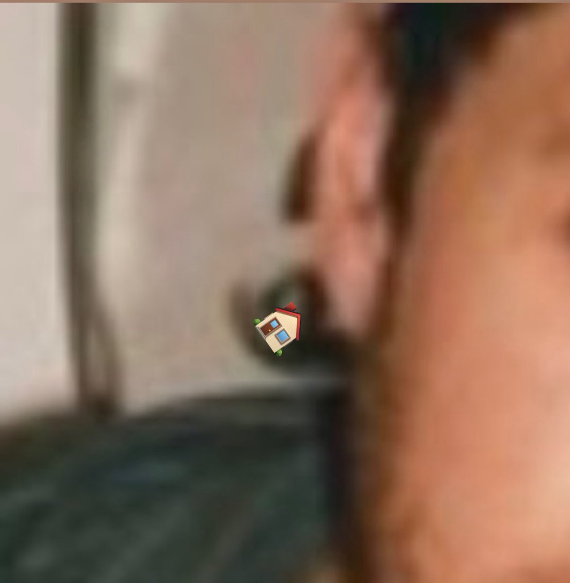 ayla is seeing niall 🪩 tweet media