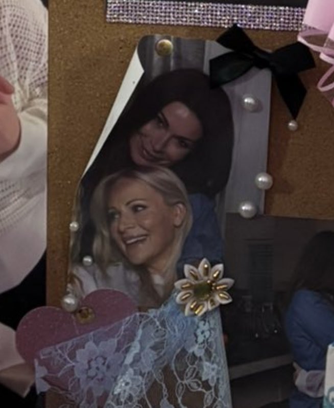 char ⭒˚.⋆ tweet media