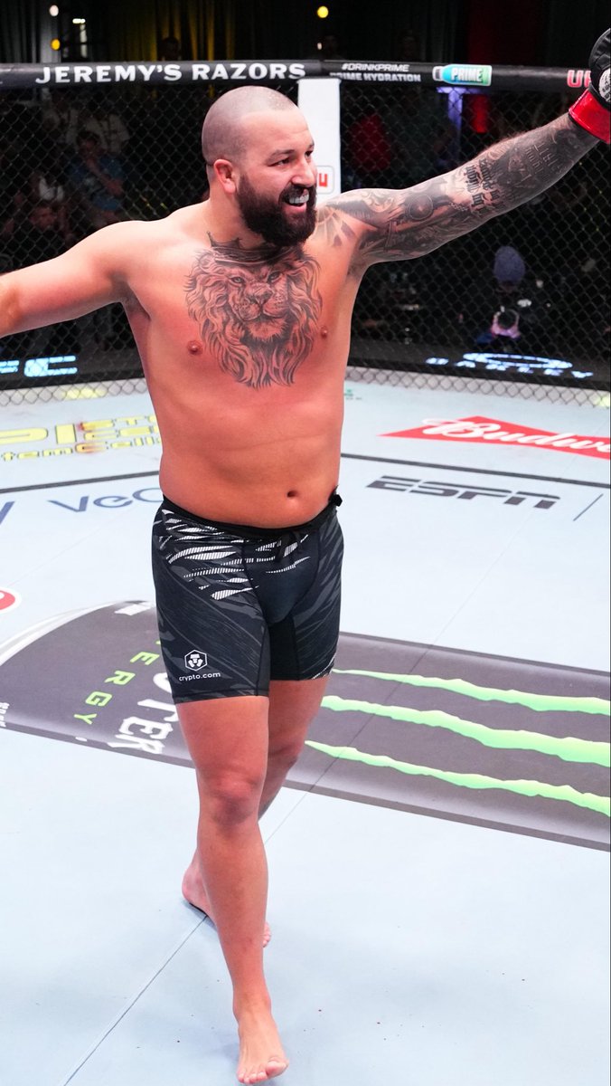 LUKE⭐️🥊 tweet media