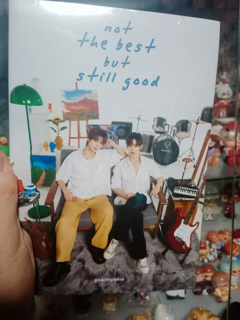 ลูกพลับ tweet media