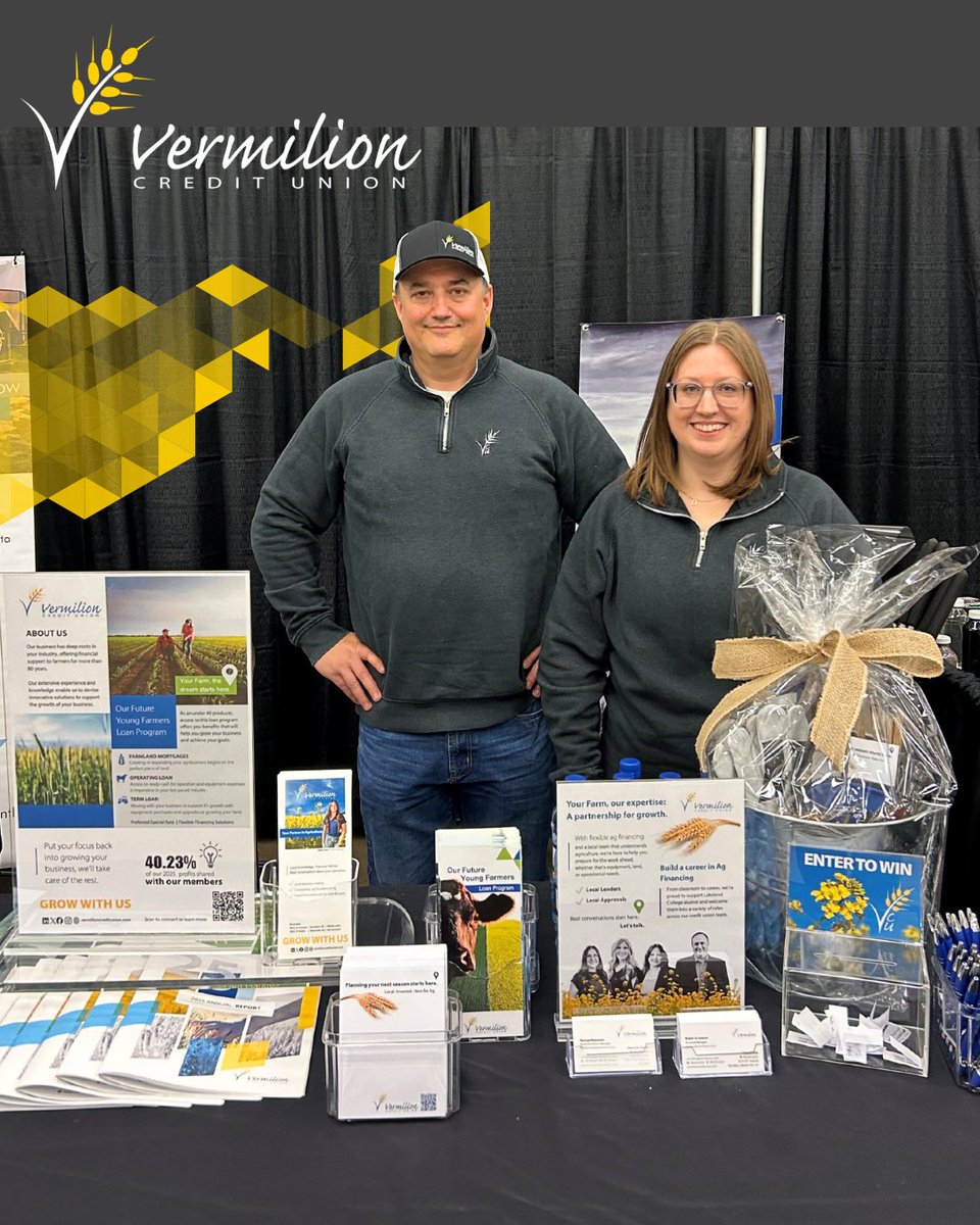 VermilionCU's tweet photo. Yesterday brought us to Farm 4.0 - Lakeland College Agricultural trade show focused on the future of farming. Organized by the Lakeland College Bachelor of Agriculture Technology class. Great day creating connections.  
📷Mike Myhovich and Bobbi Jo Lysons. https://t.co/IvfqJ1fO3W
