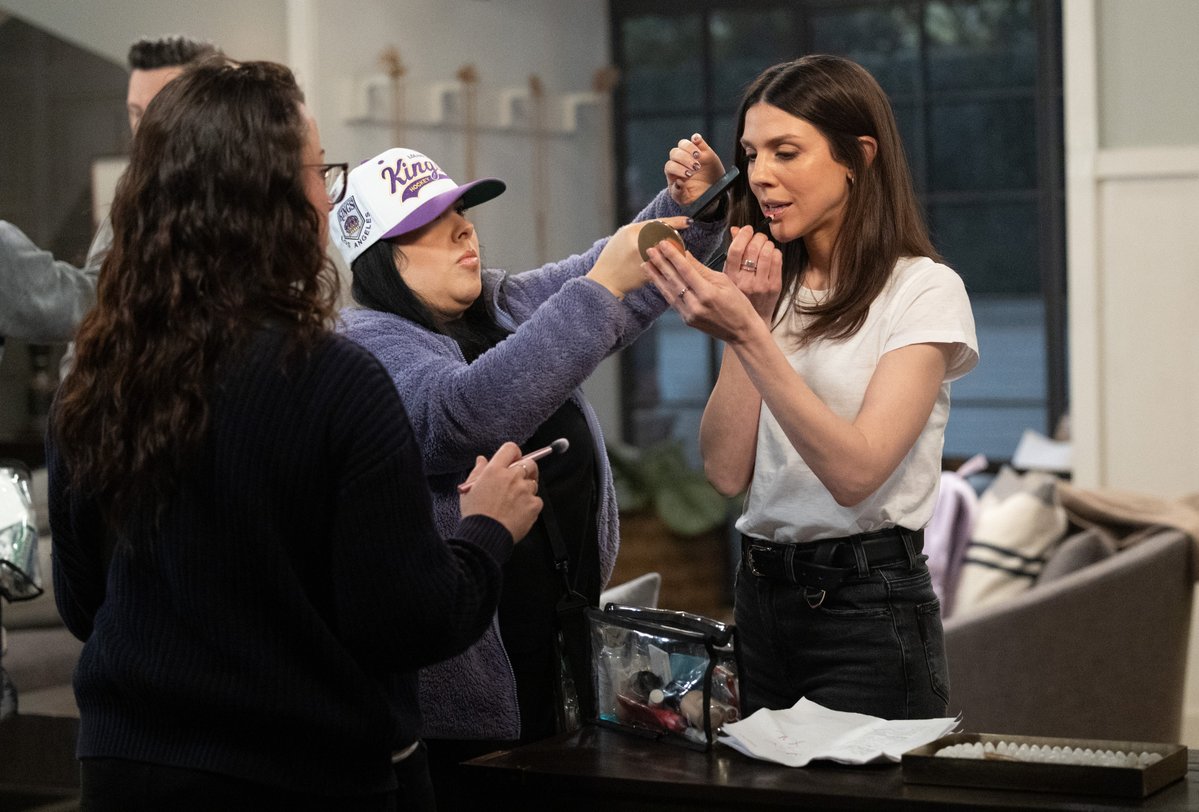 GeneralHospital's tweet image. One last touch-up before Ethan and Kristina's reunion. 
Can they put their complicated history behind them and start fresh now that he's back in Port Charles? 💄📸 @katemansi #BehindtheScenes #GH