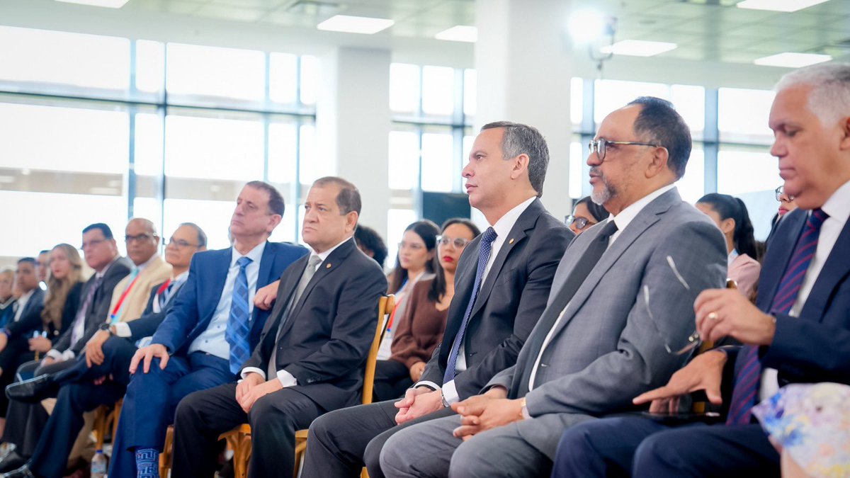 Henry Molina tweet media