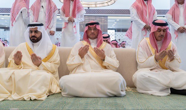 أســرة آل مـلــحــم tweet media
