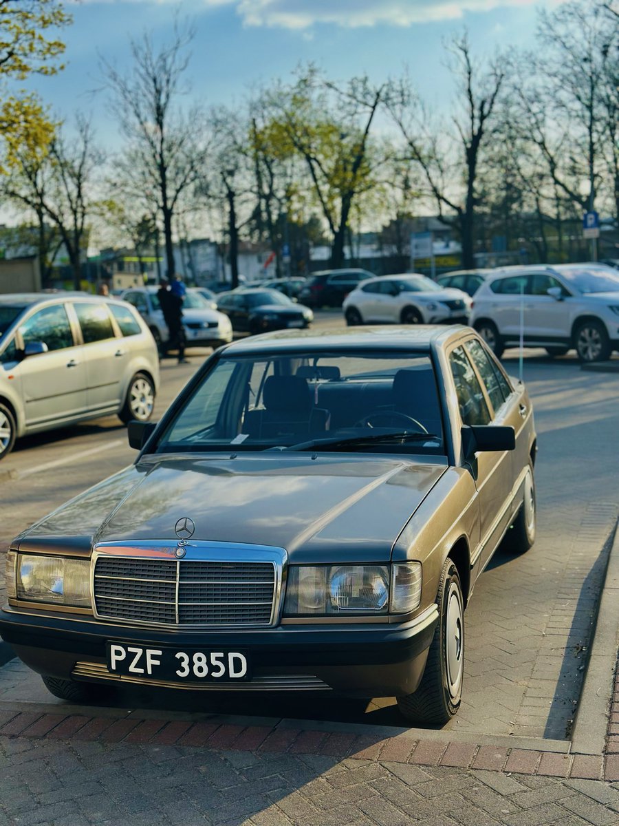 john1998jijo's tweet photo. Mercedes https://t.co/vVLUsxdq30