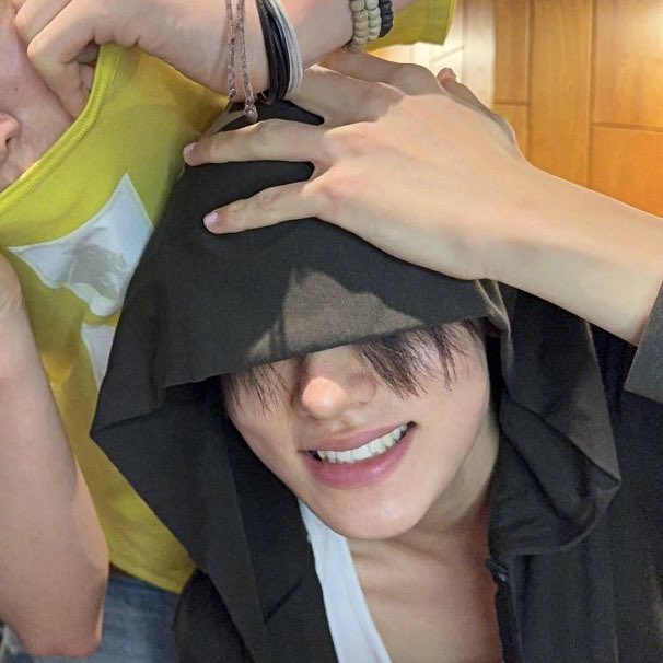 ♬ ⋅.˳˳.⋅ tweet media