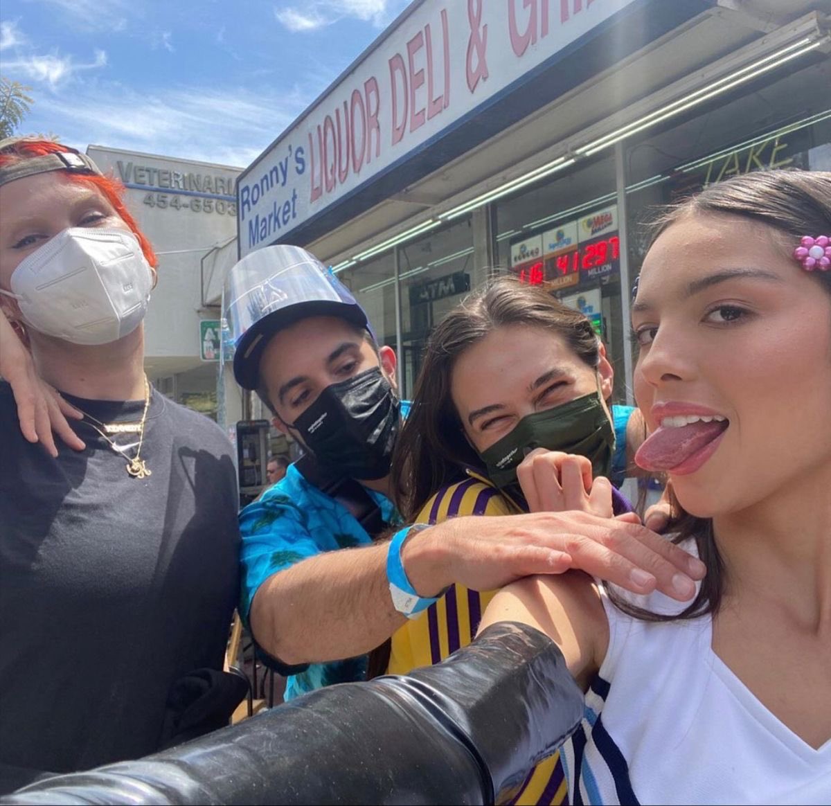 novia de naho tweet media