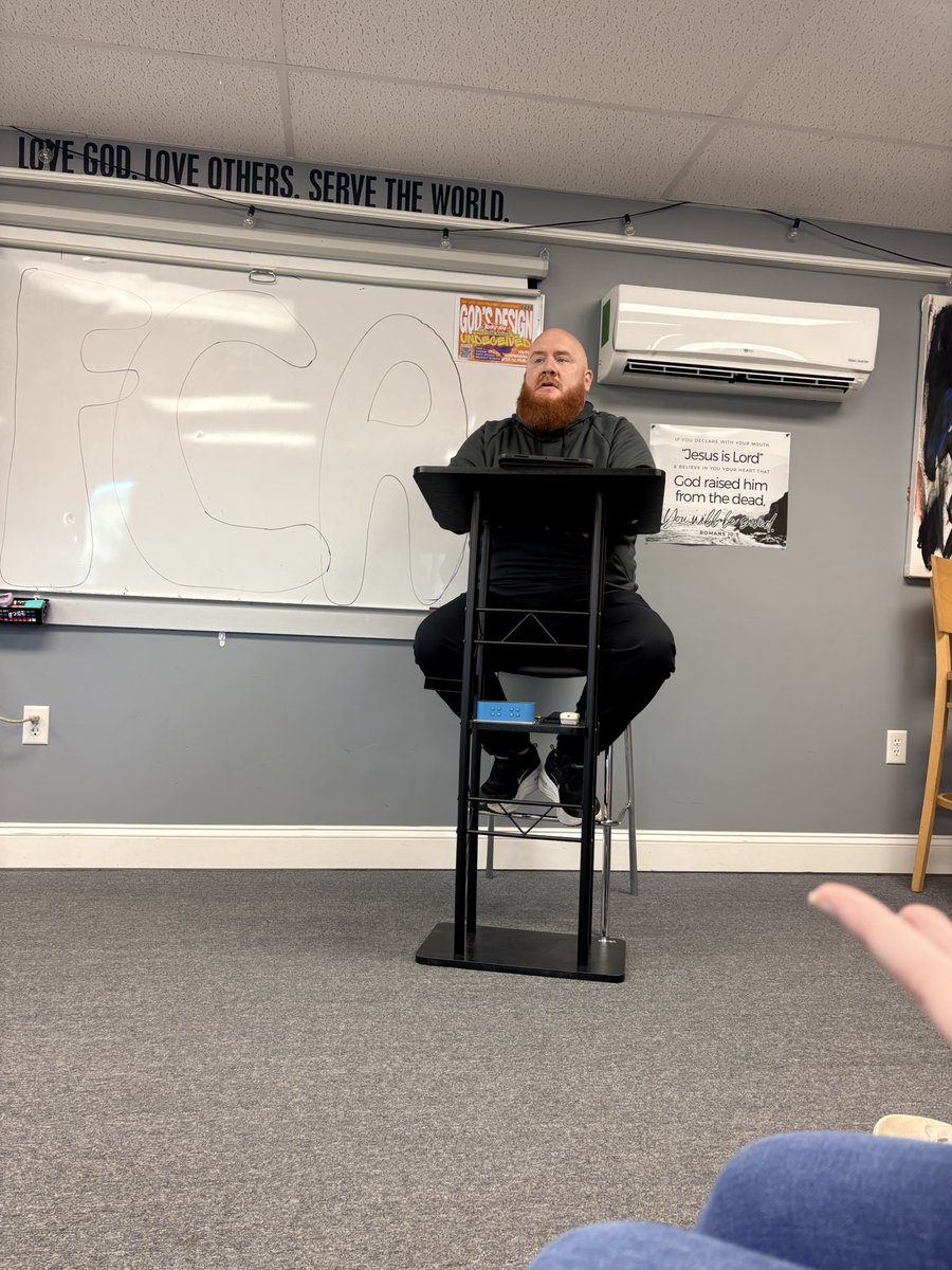andyowens23's tweet image. Yesterday, I was blessed with the opportunity to share a devotion with Maeven and Judah’s homeschool co-op #fcahuddle! #ckyeastfca #fcaproven