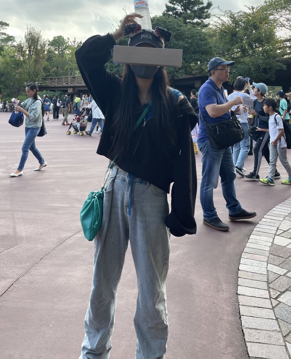 あ tweet media
