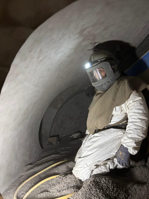 spongejet's tweet photo. At a power station in Australia, corrosion and coating failures inside condenser units demanded action. Working with SJ distributor, SIM, the project team turned to Sponge Media for clear visibility and controlled surface prep. Read more about the project: https://t.co/6X752eYudB https://t.co/mT4k2imOoN