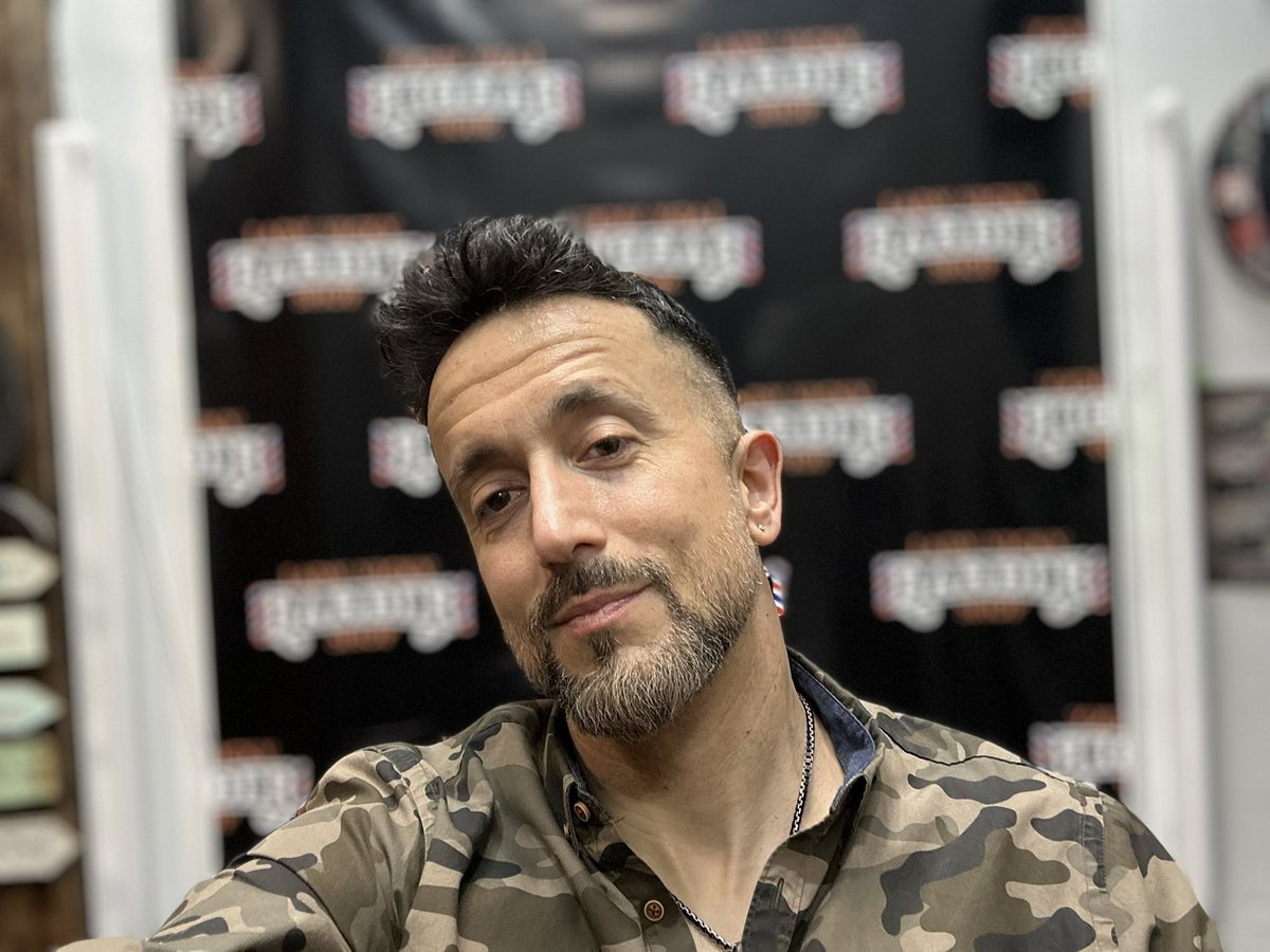 CoachFitbull's tweet photo. #ladyvickybarbershop Posiblemente, la MEJOR barbería del Mundo🌍😍💇🏻‍♂️ https://t.co/h0USRcwgHL