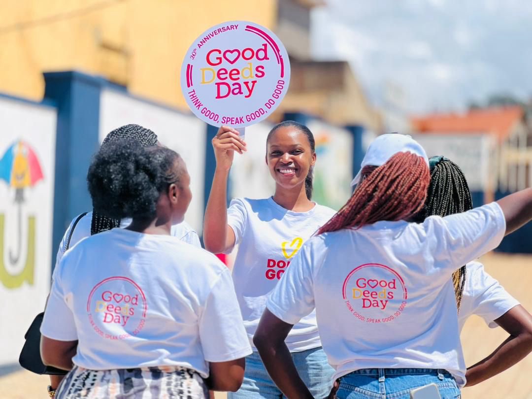 CivLegacy_F's tweet image. 🙌🏾We extend our sincere appreciation to the chief mobilisers from #hashtagMovers  @RaisingTeensUg2 Teenagers whose leadership played a vital role in engaging different organisations and communities throughout the event.

#GoodDeedsDayUganda #DoGood #CommunitySpirit
