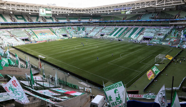 BoletimVB's tweet photo. O Palmeiras seguirá chamando seu estádio de Allianz Parque por mais 4 jogos

A despedida será contra o Santos. O primeiro jogo do novo nome da Nubank será contra o Cerro Porteño

Os jogos finais do Allianz Parque 

Sporting Cristal
Athletico-PR
Jacuipense
Santos

@Infos_palestra https://t.co/2ieCvHLTpB