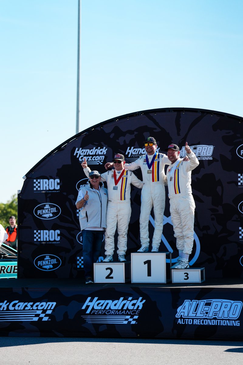 Jeff Gordon tweet media