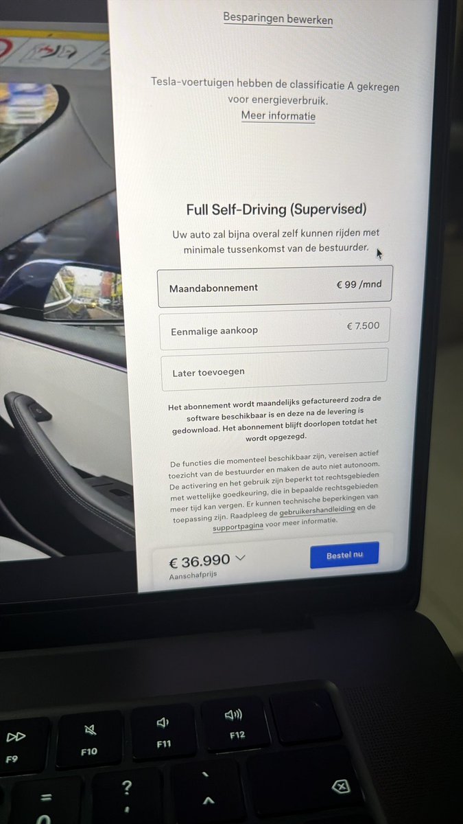 jaames06's tweet photo. @iamtobi 100€ per month, let’s see what we can have in Switzerland in May 🤞 https://t.co/vREgTkvDOm