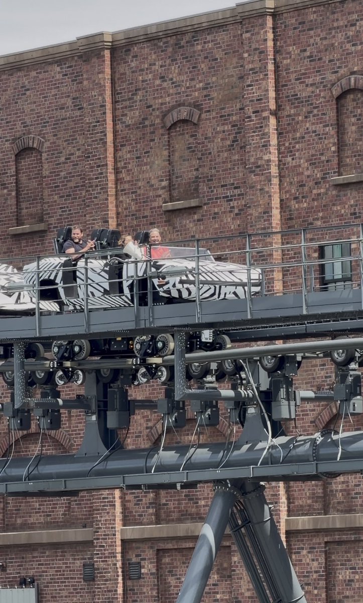 So Awesome To See People Testing For Fast &amp; The Furious In Person ! 🏁💨 <a href="/UniStudios/">Universal Studios Hollywood</a>