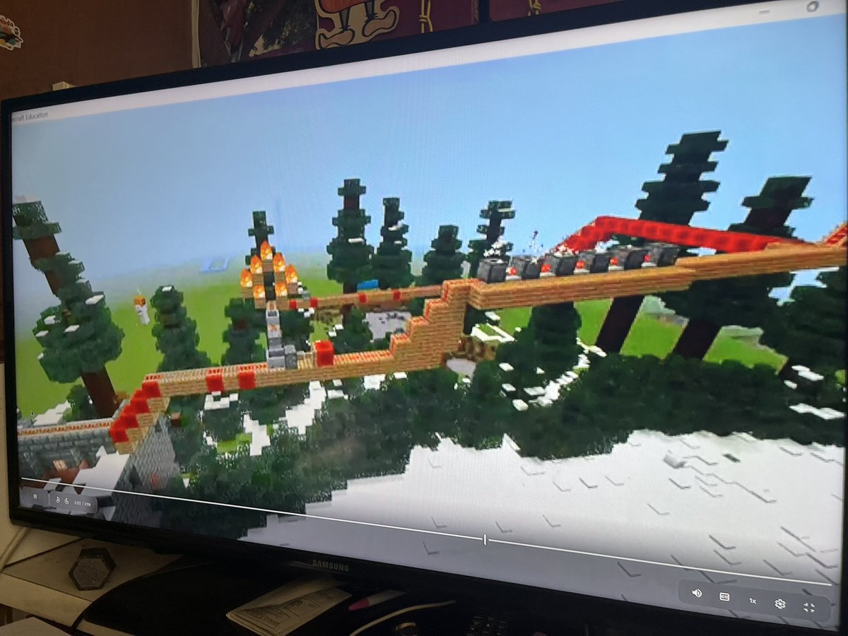 McM_MsT's tweet image. Done! ✅
Team submissions for the  @NASEFedu 2027 Digital @RubeGoldberg Machine Contest #STEM competition in #MinecraftEDU🤩
The challenge: open a box 📦🎇
#NASEF #RubeGoldberg @PlayCraftLearn @tdsb