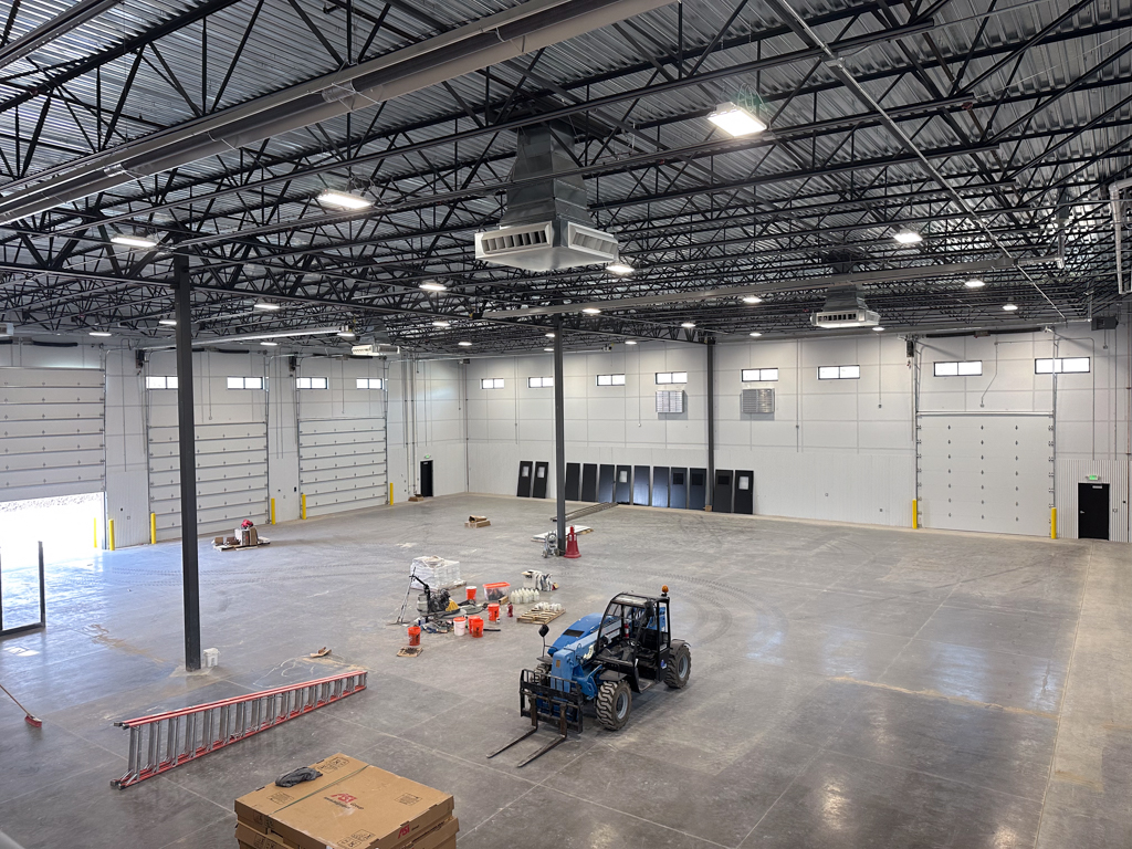 Wattsconst's tweet photo. We’re in the final stages of our project for @stout_roofing_ in Fort Pierce Industrial Park!

This 27,696 SF, two story facility is coming together with a mix of office space, fabrication, storage, and warehouse areas. https://t.co/kWNPHG6bQ9