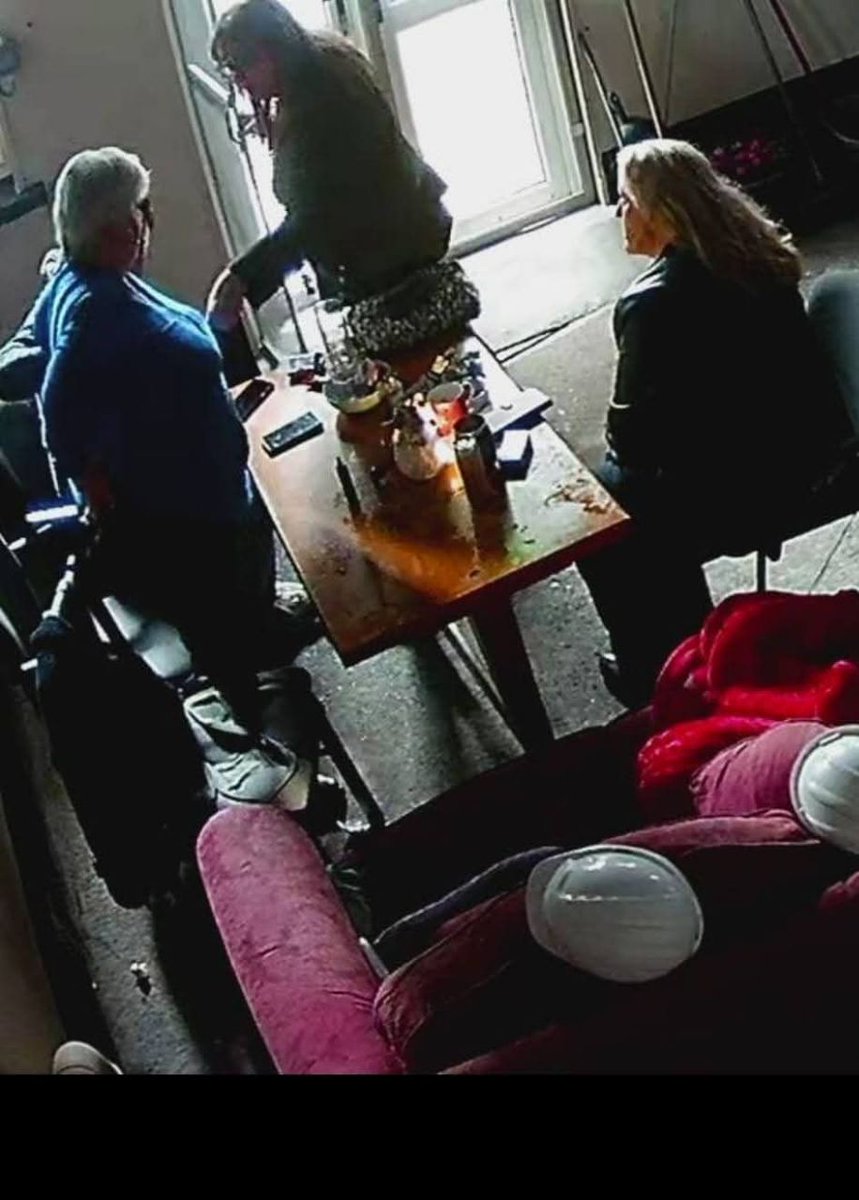 aney stokes tweet media