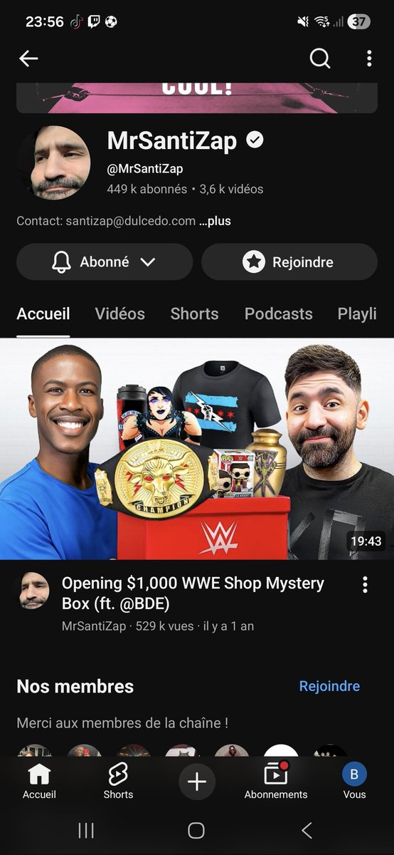 Otaku_senpaii tweet media