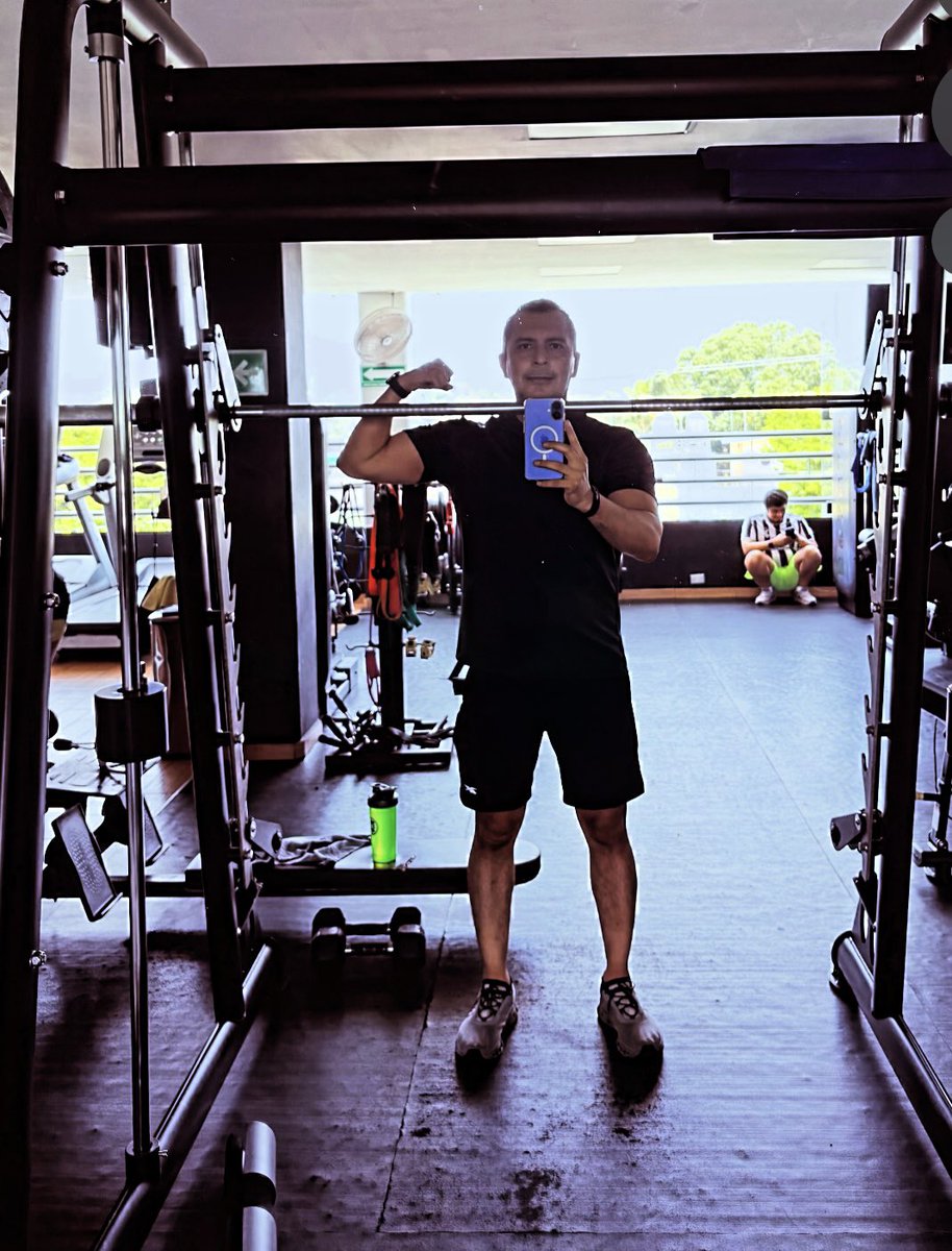pakocortes's tweet photo. “No permitas que la depresión gane la batalla. Levántate y entrena”. 🏋🏻‍♂️💪🏻👊🏻💥 https://t.co/TikbHMMBgK