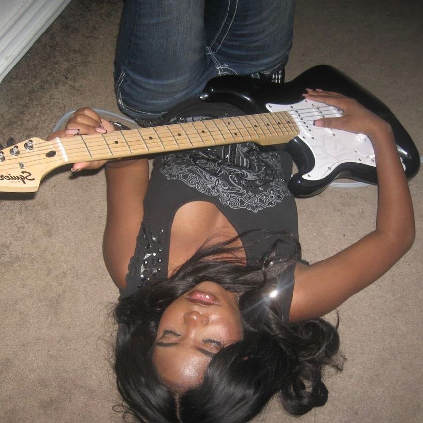 thalia. ⚡️ tweet media