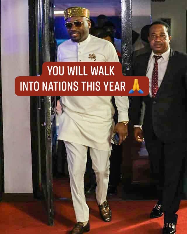 clinton_abu's tweet photo. You will walk into nations this year in Jesus name 🙏🙏🙏 https://t.co/qgojjsshKu