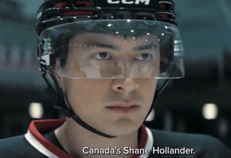 sarah 🏒 tweet media