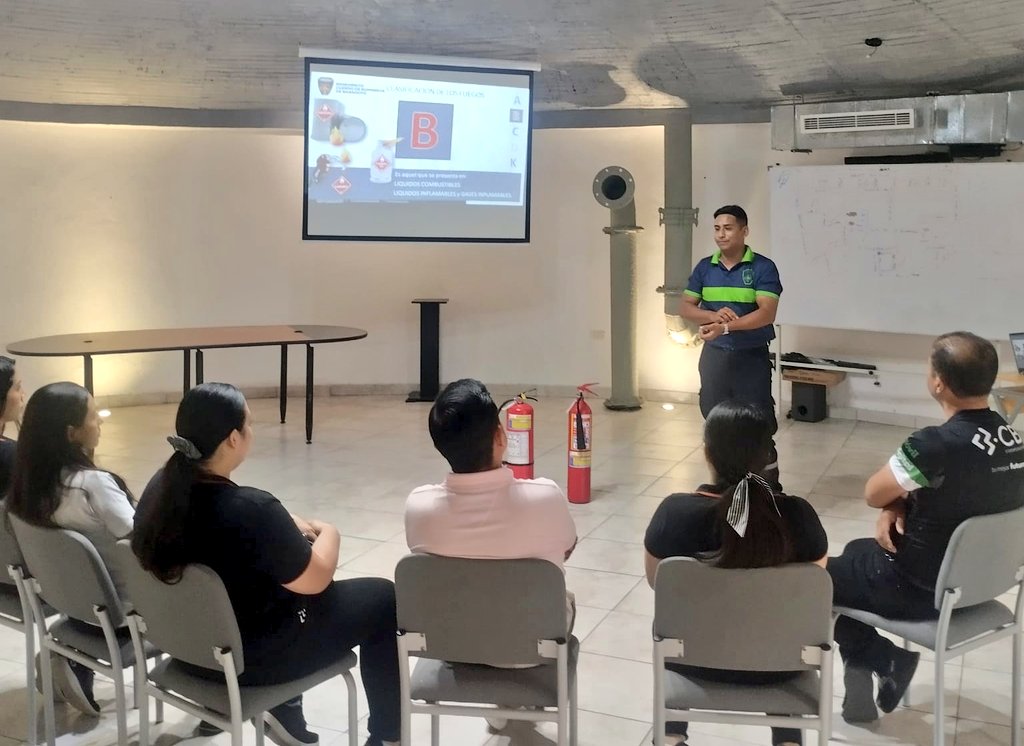 Bomberos Babahoyo tweet media