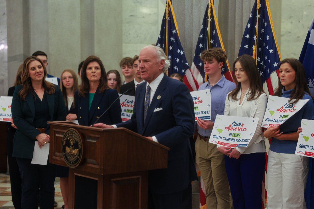 Today we welcomed students from <a href="/TPUSA/">Turning Point USA</a> Club America to the Statehouse. Organizations like this will help students become more informed, engaged, and prepared to participate in our democracy.
