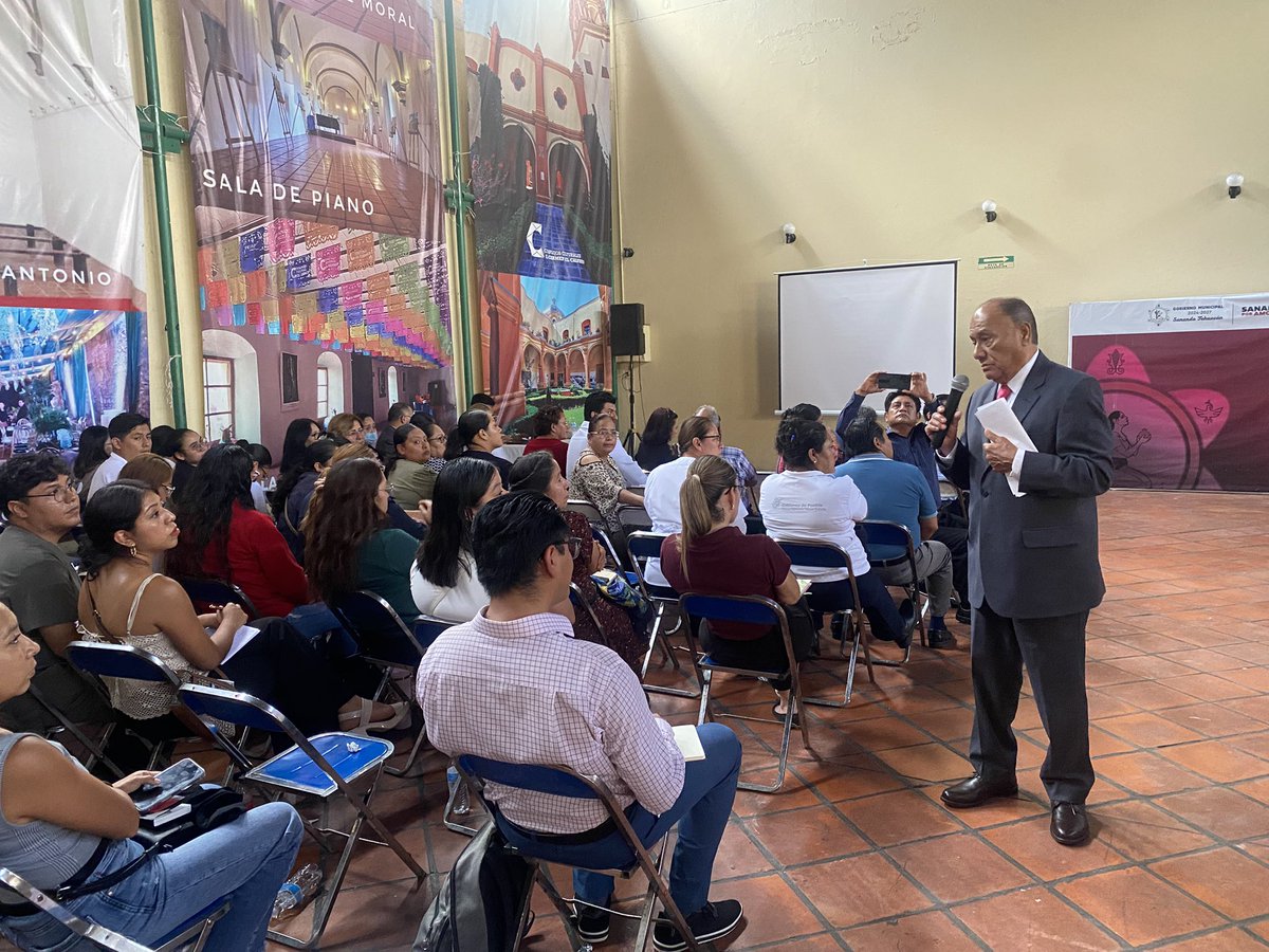 cesamedpuebla's tweet photo. En #Tehuacan el comisionado estatal de la @cesamedpuebla Roberto Morales Flores sigue las indicaciones del gobernador @armentapuebla_ de trabajar #PorAmorAPuebla al llevar capacitación sobre temas médico-científicos a más de 300 #ProfesionalesDeLaSalud https://t.co/euBDQluYSh