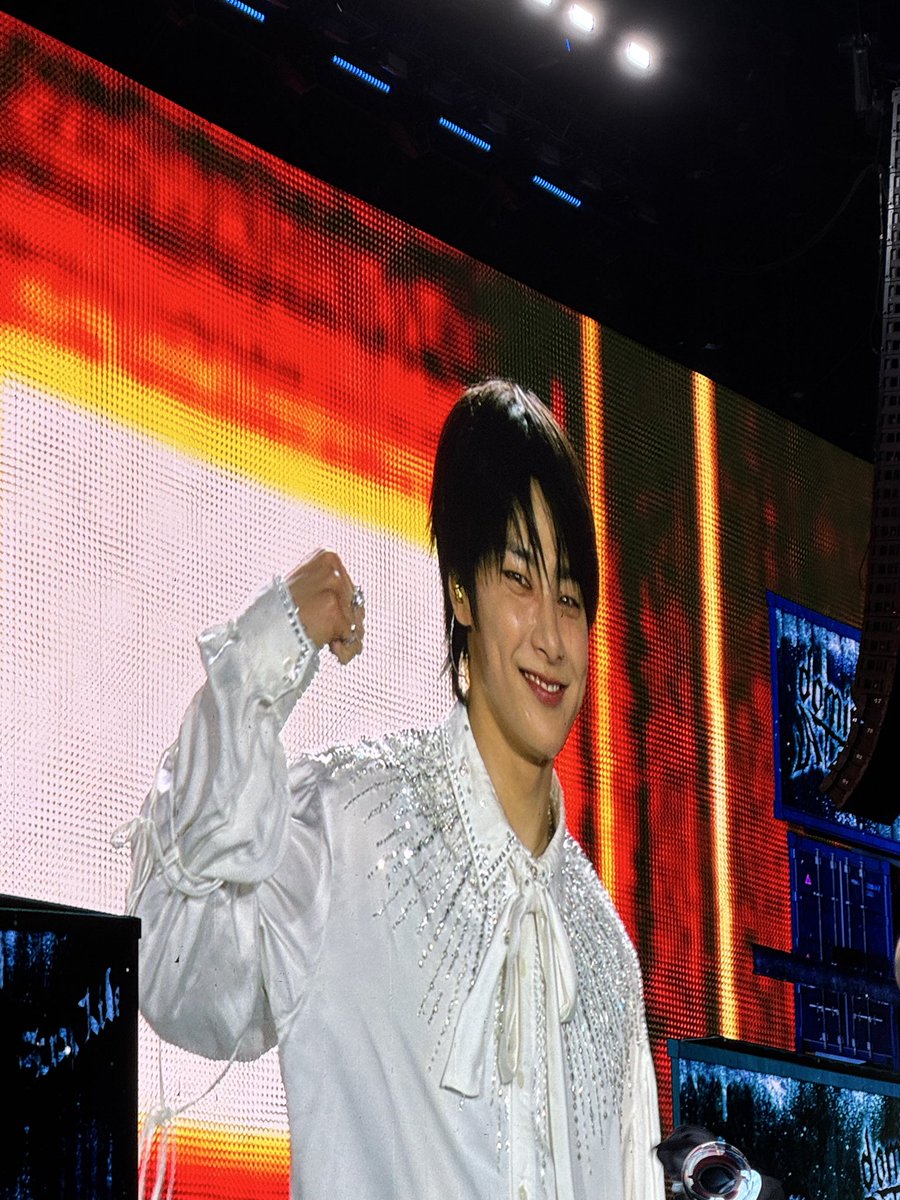 이사 (lino’s version) tweet media