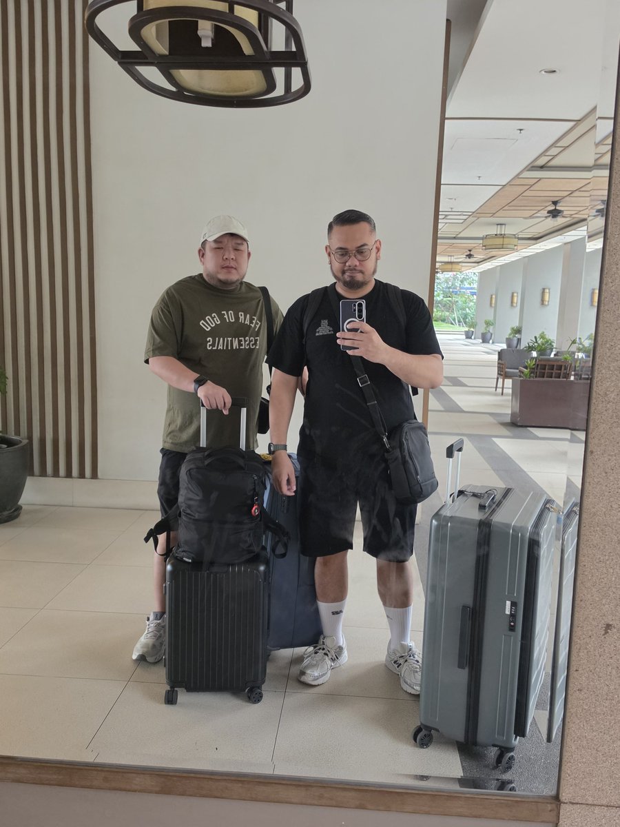 Vacay starts now... <a href="/xpacpahug/">Mark 吴永傑</a>