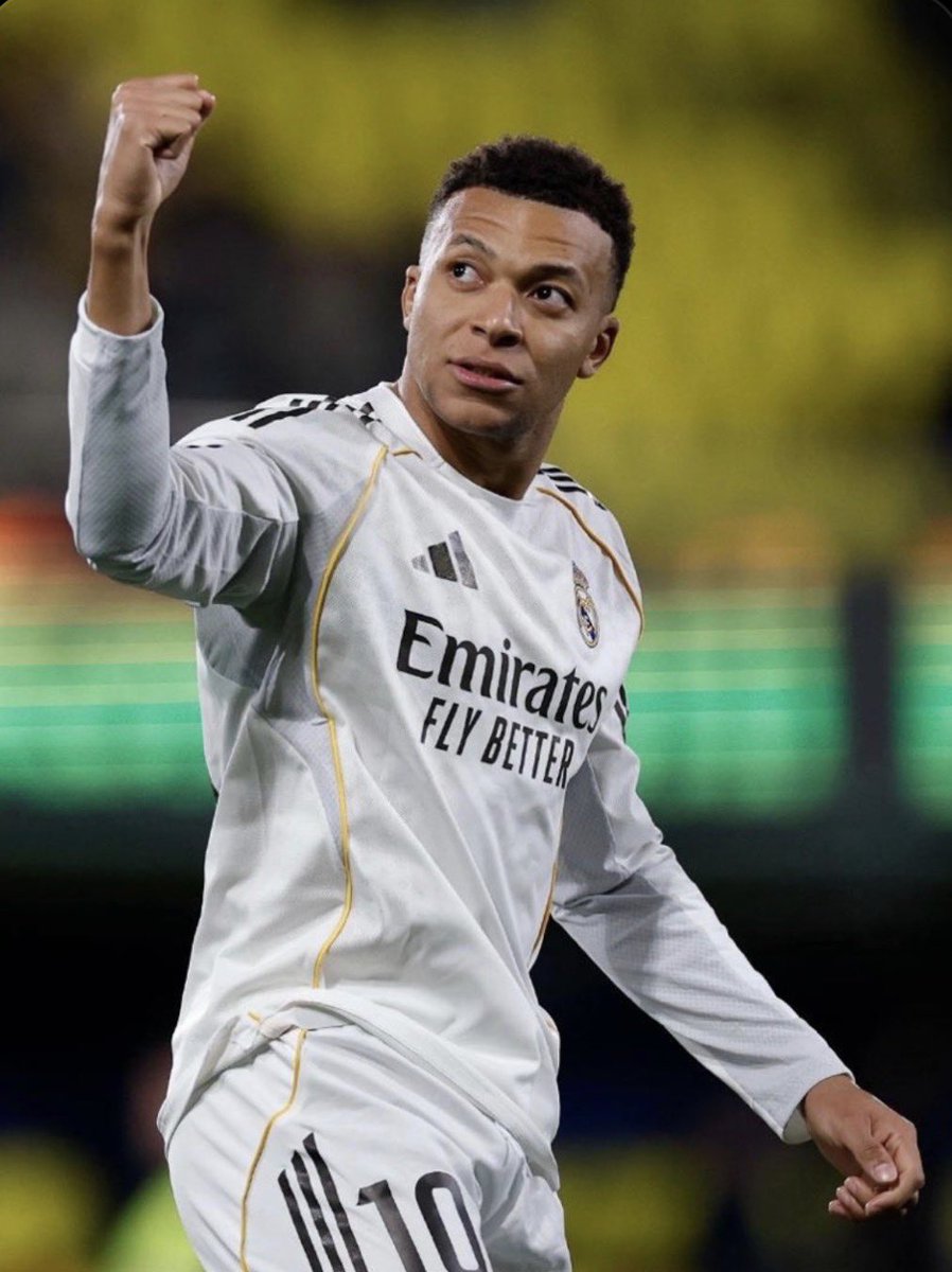 prettymimiluv 🩵🩵🦋💕 tweet media