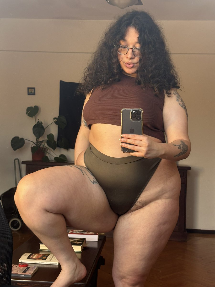 evangeline tweet media